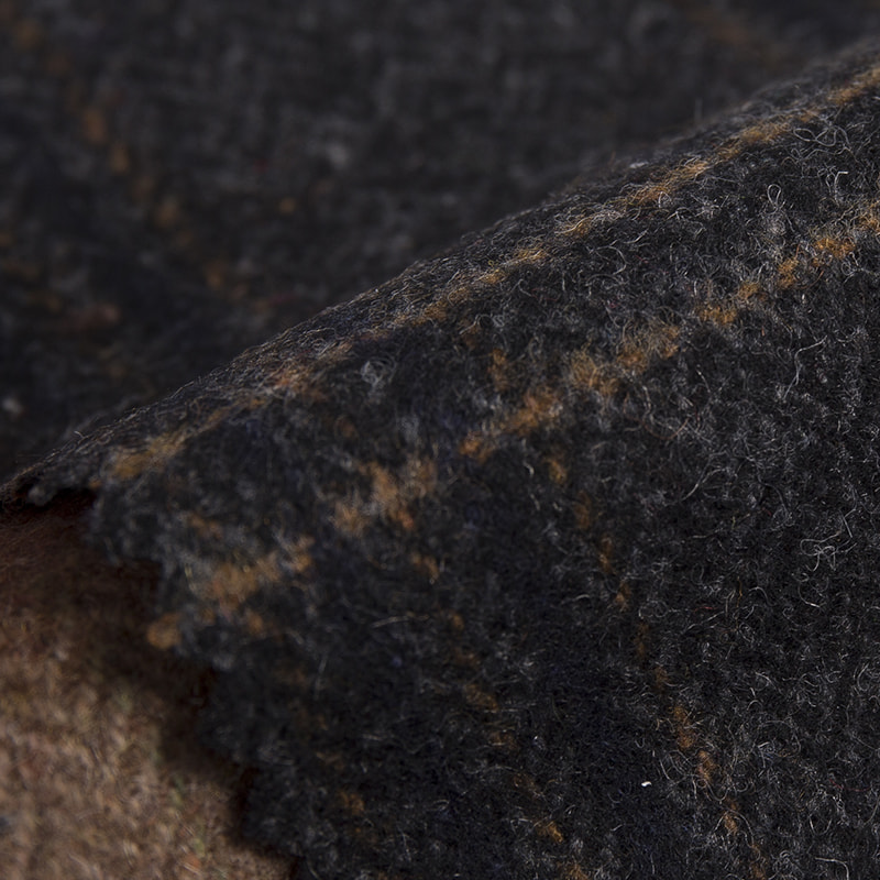 Tweedowa tkanina w kratę w kratę w jodełkę