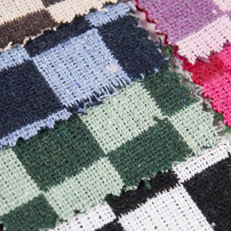 Kolorowa tkanina Vichy 10% wełny 90% włókien chemicznych w kratę Tweed 2537