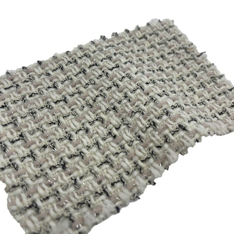 Jasnoróżowa modna tkanina tweedowa w kratkę 23523